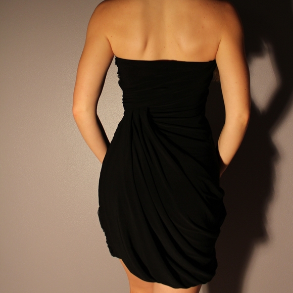 Woman's Summer Sexy Strapless Cocktail Mini Dress - Picture 2 of 9